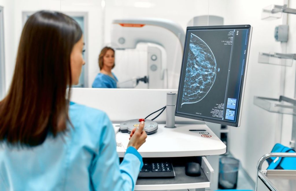 Sanidad amplía las pruebas de cáncer de mama a mujeres de 45 a 75 años
