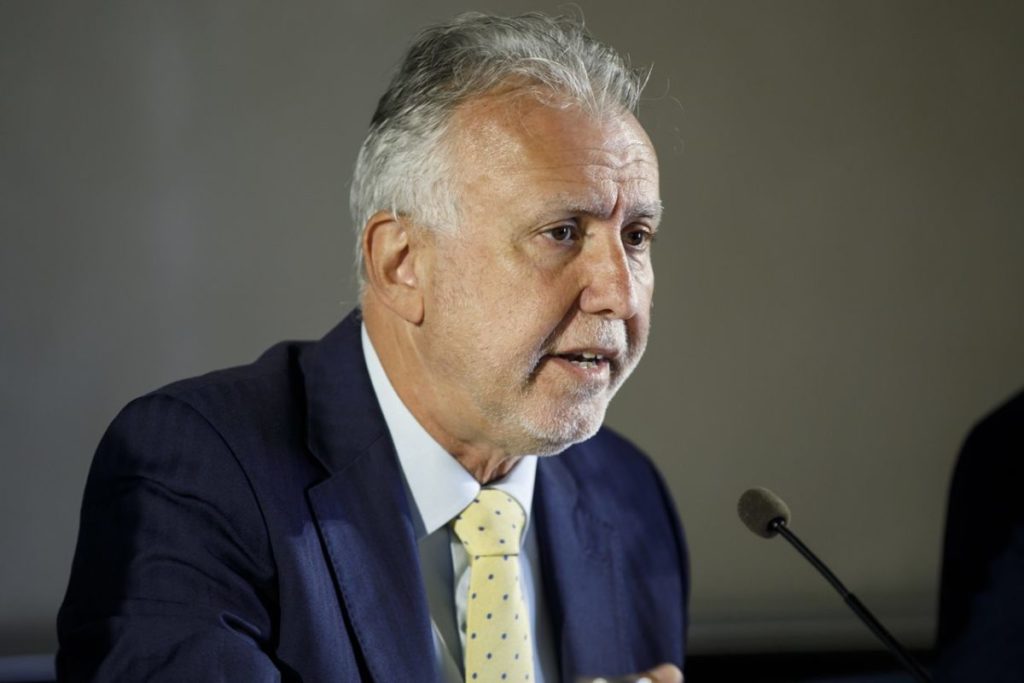 Torres, sobre la carta del hijo de Ávalos: "Si no era un homenaje a Franco, ¿por qué la inauguración lo llamó Monumento a Su Excelencia el Jefe del Estado?
