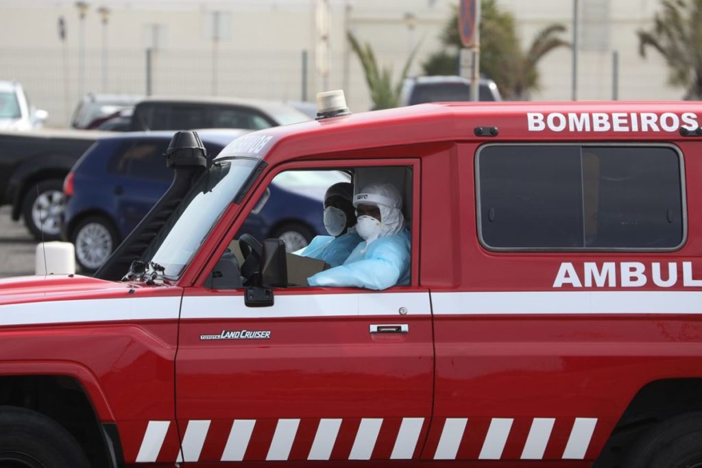 Reino Unido confirma dos positivos a bordo del crucero afectado por un brote de hantavirus