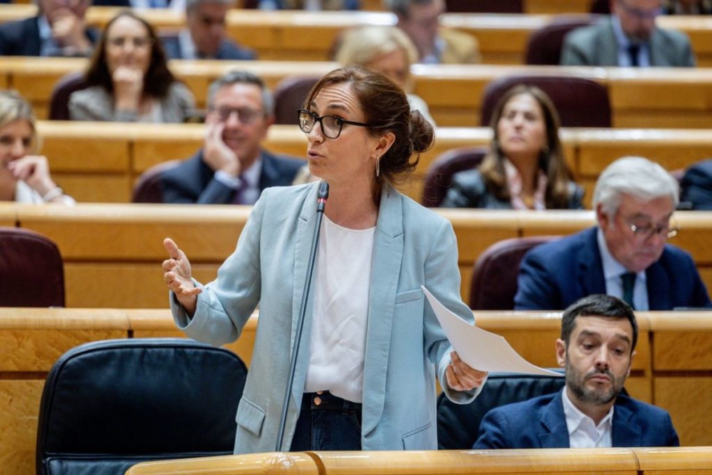 Mónica García afirma que se intentó "boicotear" el desembarque de pasajeros del Hondius en Tenerife