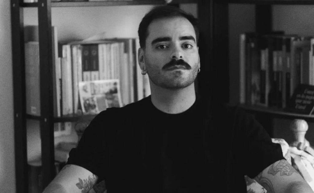 Óscar Liam protagoniza el cierre de la Feria del Libro de Santa Cruz con una mirada a la nueva narrativa