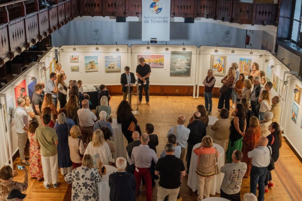 El Real Club Náutico de Tenerife inaugura una exposición colectiva de sus socios