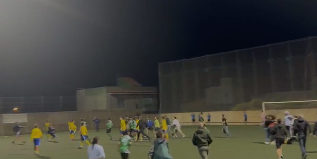 Otra escena de violencia en el fútbol base de Tenerife: invasión de campo en Tíncer