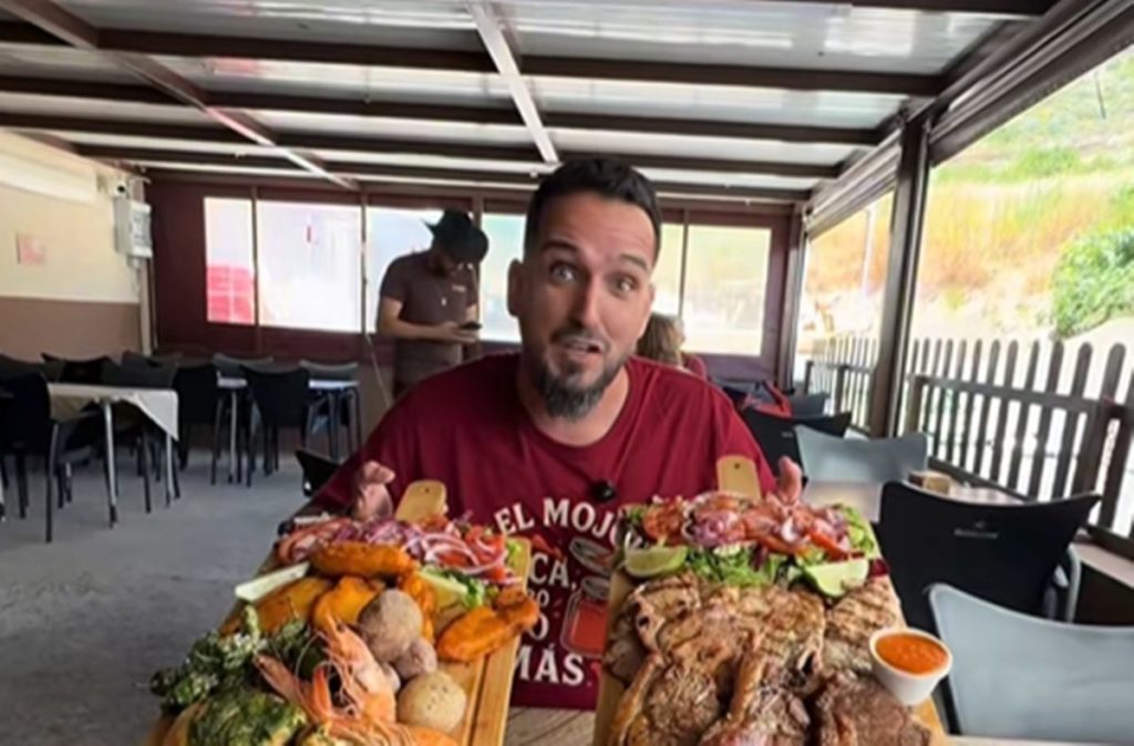 Joana y Jonay no dan crédito con las tablas XL de un guachinche de Tenerife