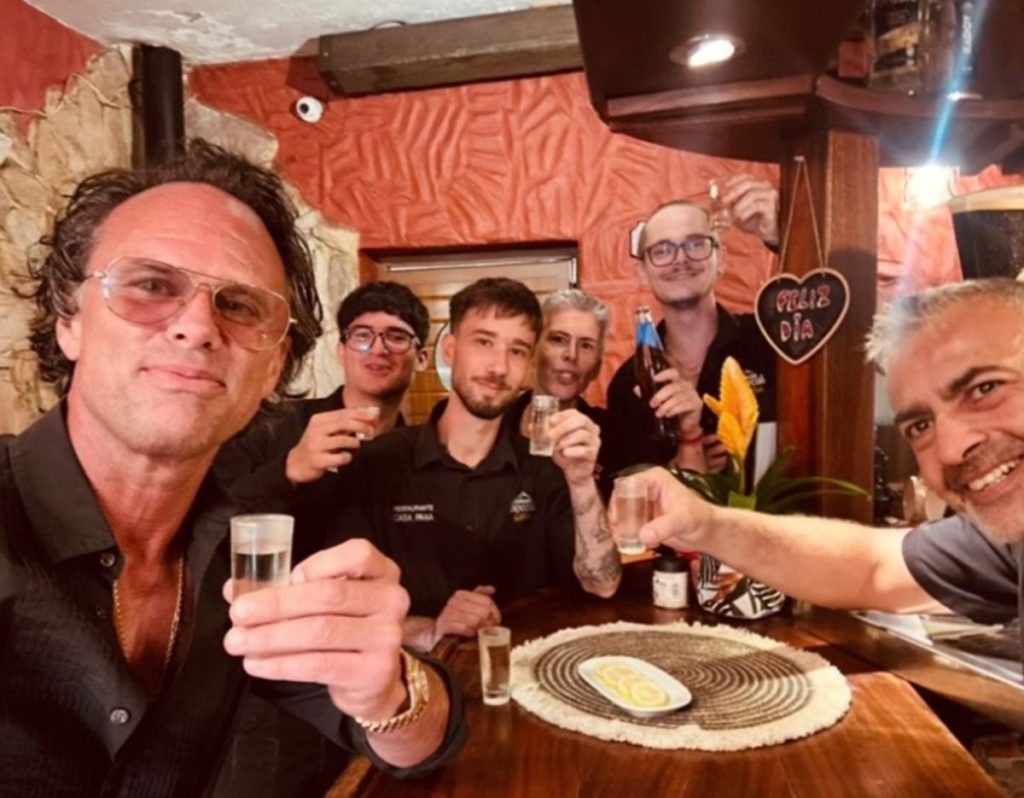La isla que ha enamorado a la estrella del cine Walton Goggins