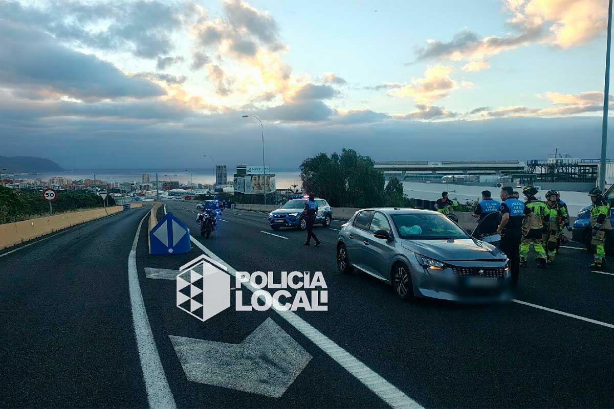Un conductor drogado en sentido contrario provoca un grave accidente en la TF-5