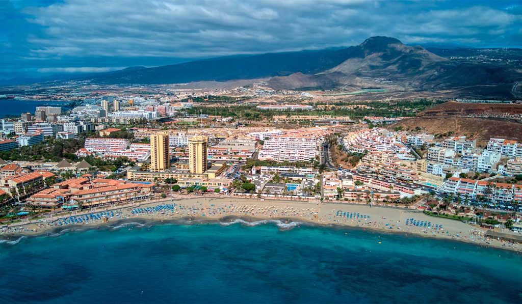 Detenido un hombre por agresión sexual a una joven en una playa del sur de Tenerife