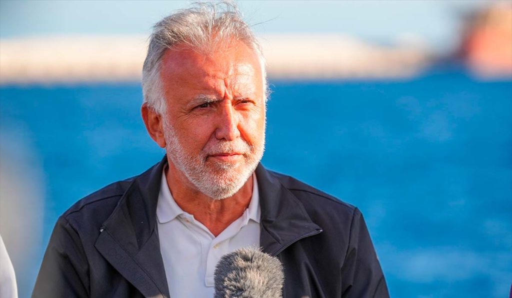 Torres acusa al PP de actuar contra Canarias por el hantavirus y los menores: "¿Los habrían dejado a su suerte?"
