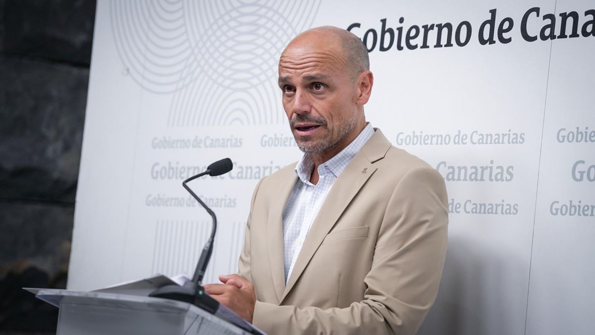 Alfonso Cabello, portavoz del Gobierno de Canarias: "Mantenemos la esperanza con los canarios desaparecidos en Venezuela"