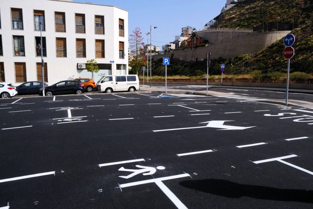 Santa Cruz de Tenerife Opens New Temporary Parking Lot in Anaga to Ease Congestion