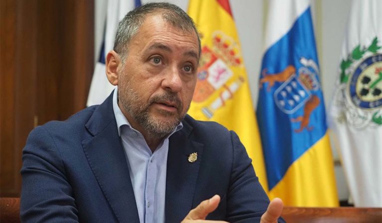 Bermúdez ve “mala fe” en la propuesta de construir un estadio para el CD Tenerife en La Laguna