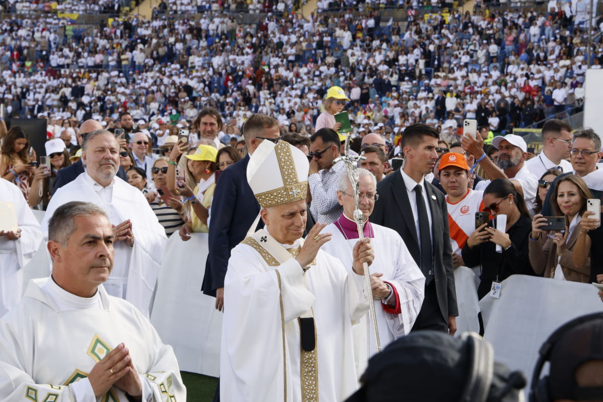 El papa León XIV pide en Gran Canaria "humanidad, misericordia y compasión" por los migrantes