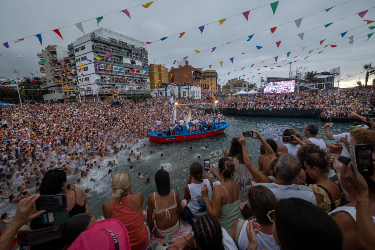 A Grand Concert at Lake Martiánez to Conclude July Festivities