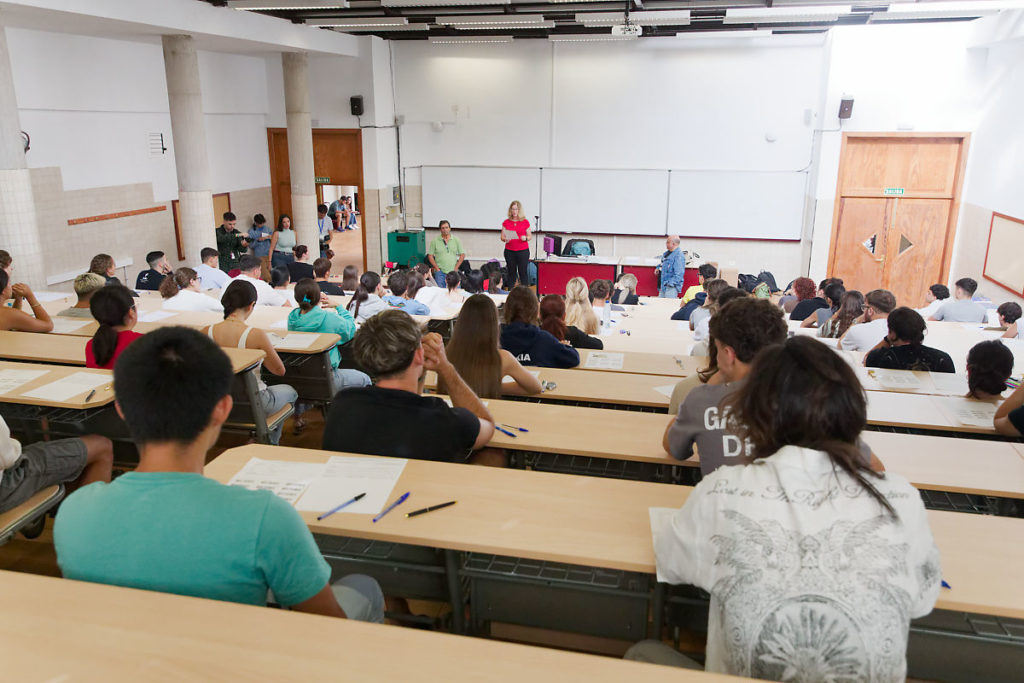 Cerca del 90% de los estudiantes aprueba la PAU en la ULL con una nota media de 7,57
