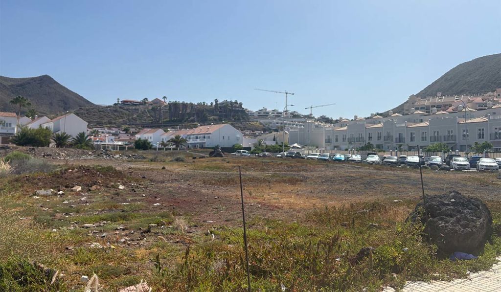 Arona City Council Halts Los Cristianos Health Center Project Over Design Violations