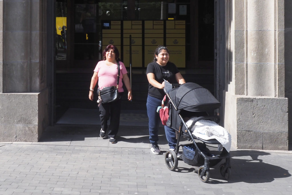 Respuesta insuficiente y lentitud administrativa en la regulación de migrantes en Canarias