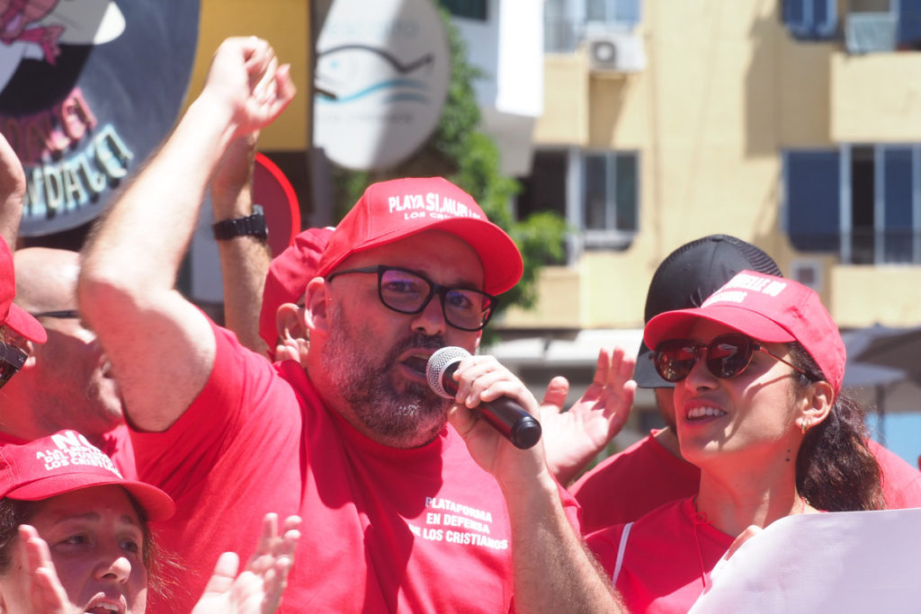 Manifestación contra la ampliación del puerto de Los Cristianos. | Sergio Méndez