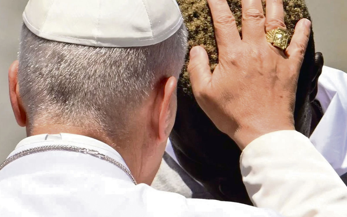 El papa alza la voz desde Canarias: "La dignidad humana no tiene pasaporte"