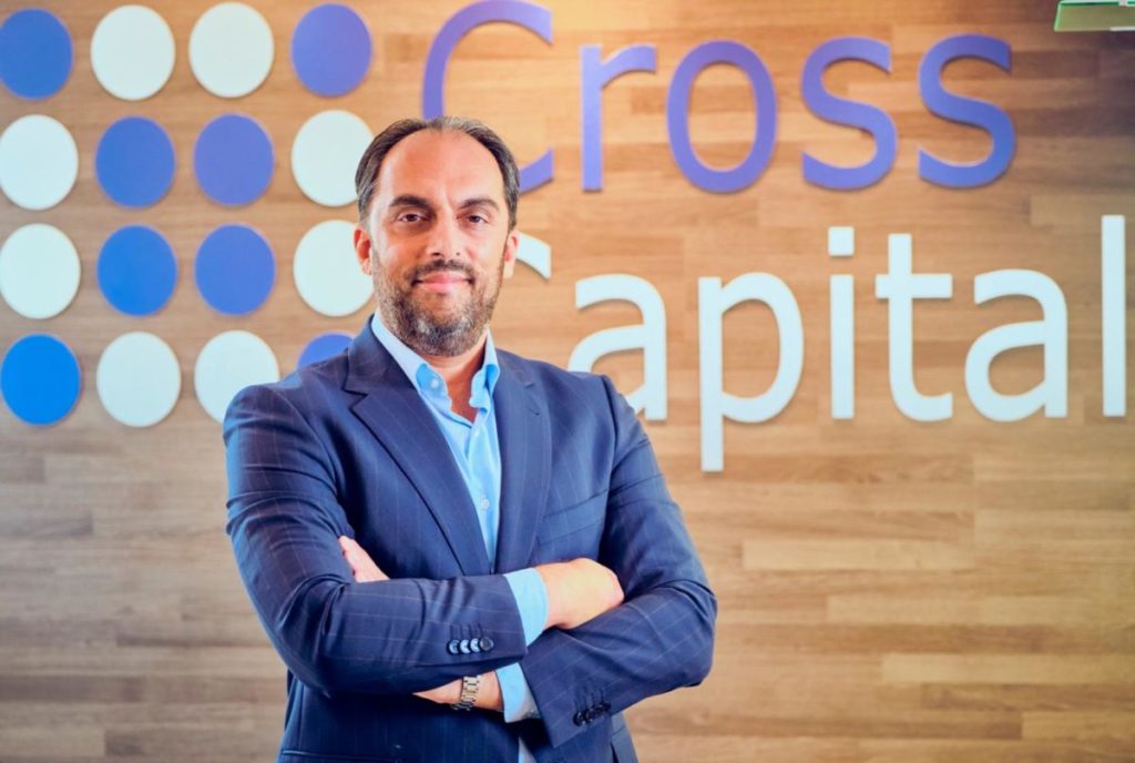 Munesh Melwani Fundador y Director General Cross Capital