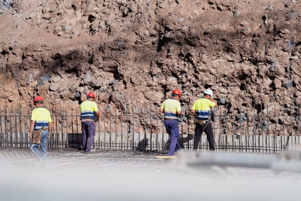 Canarias cimienta el futuro de sugestión del agua
