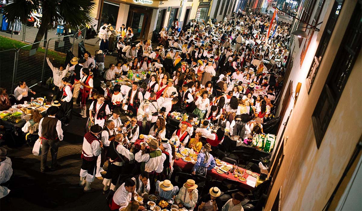 Baile de Magos de San Benito 2026: cómo, cuándo y dónde reservar mesa