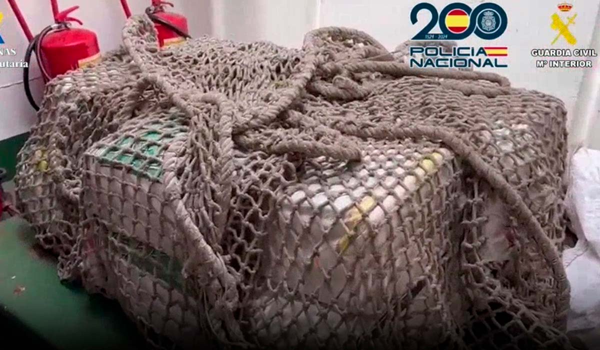 Abordaje de "extrema peligrosidad" al sur de Canarias a un velero con media tonelada de cocaína