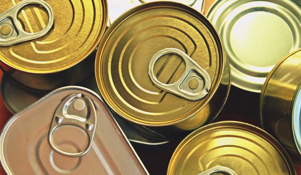 Las latas de atún, sardinas y mejillones cambian este 2026: la nueva norma del BOE