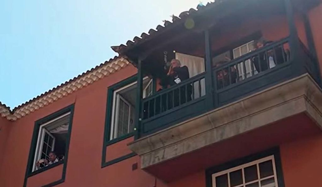 El silbo gomero recibe al Papa en su histórica visita a San Cristóbal de La Laguna