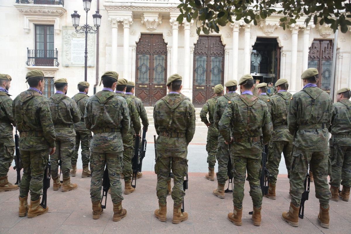 Regresa la ‘mili’ a España: quién puede apuntarse y qué requisitos exige Defensa