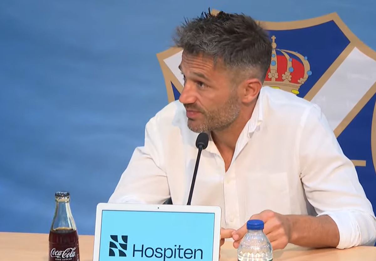 Aitor Sanz dice adiós: "Solo puedo dar las gracias a la afición del CD Tenerife"