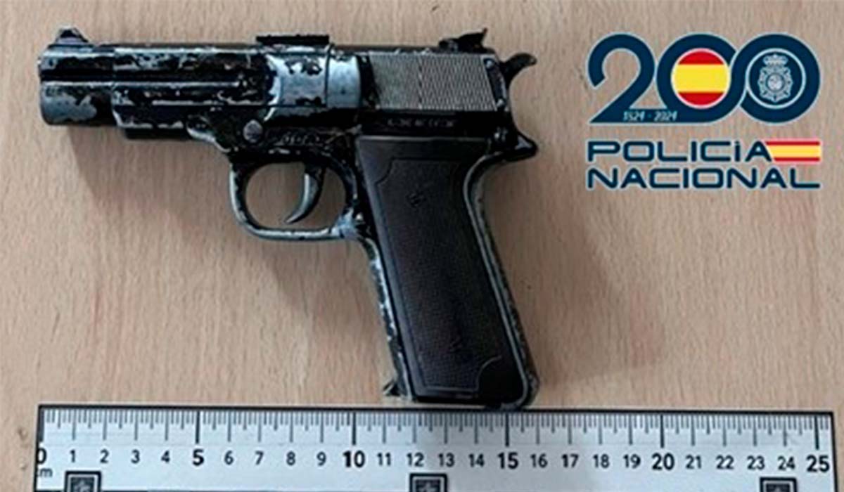 Alerta en La Isleta: detenido tras encañonar a varios vecinos con una pistola simulada