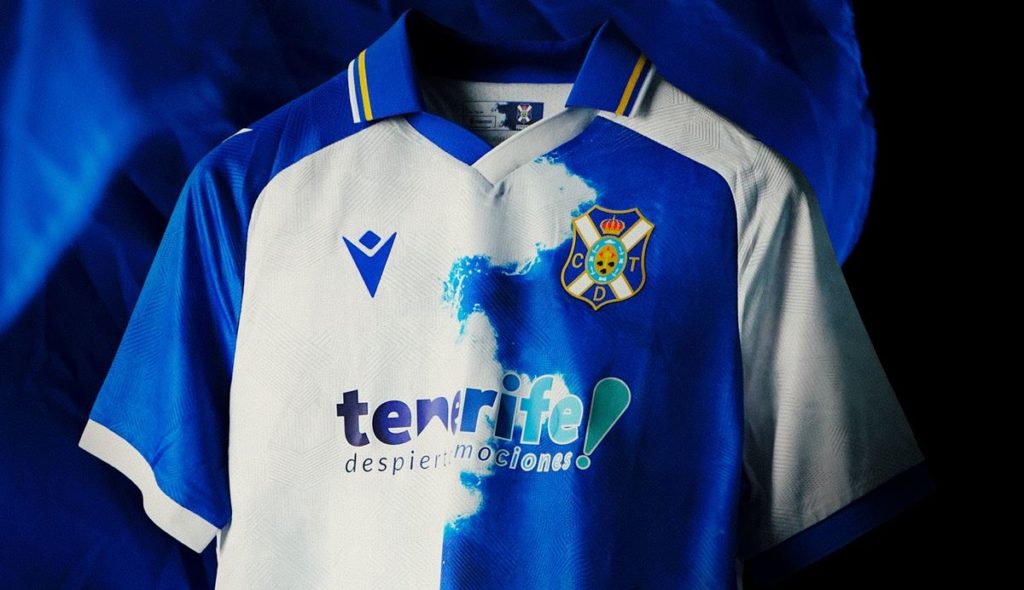 El CD Tenerife desvela su "salitre" para el regreso a Segunda: así es la nueva equipación Macron