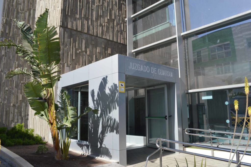Ocho años y seis meses de cárcel a un entrenador por agredir sexualmente a una menor en Canarias