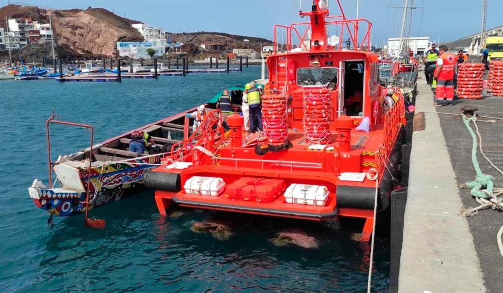 Muere en Tenerife el bebé de 6 meses que llegó crítico en el último cayuco de El Hierro