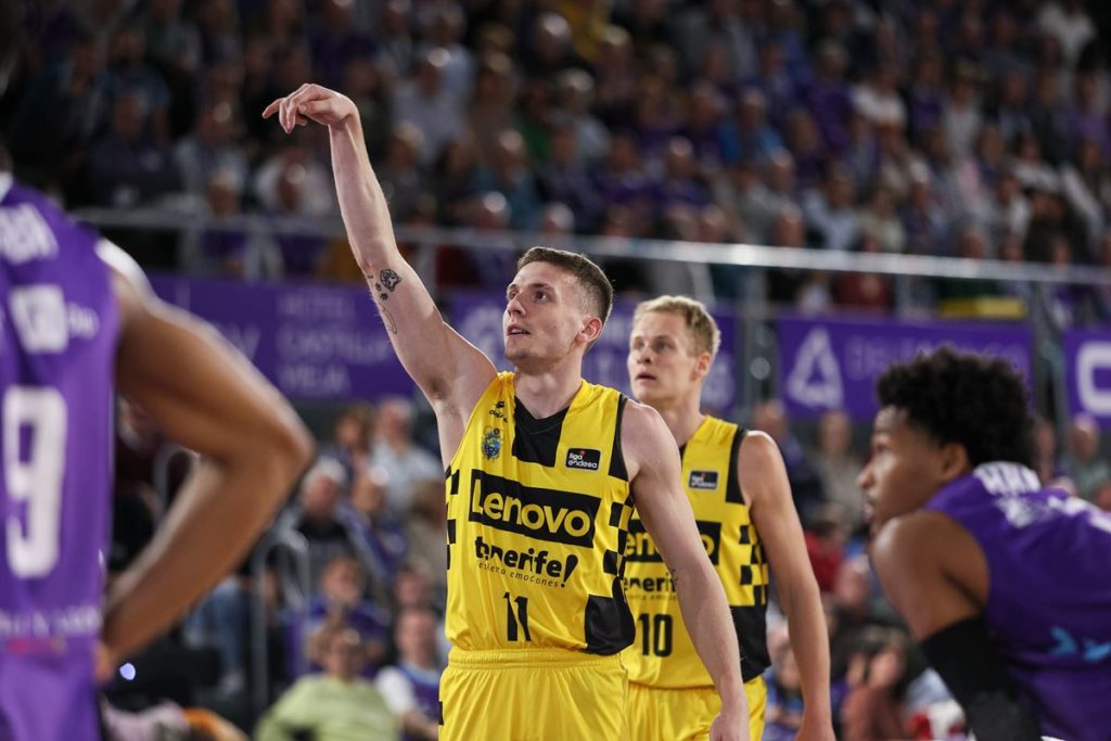 Vuelve el tirador: Kyle Guy regresa a La Laguna Tenerife y firma por dos temporadas
