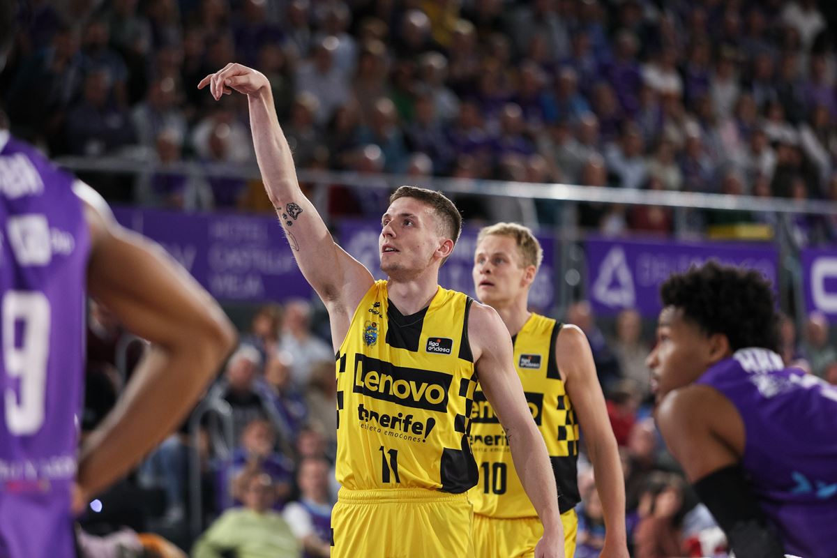 Vuelve el tirador: Kyle Guy regresa a La Laguna Tenerife y firma por dos temporadas