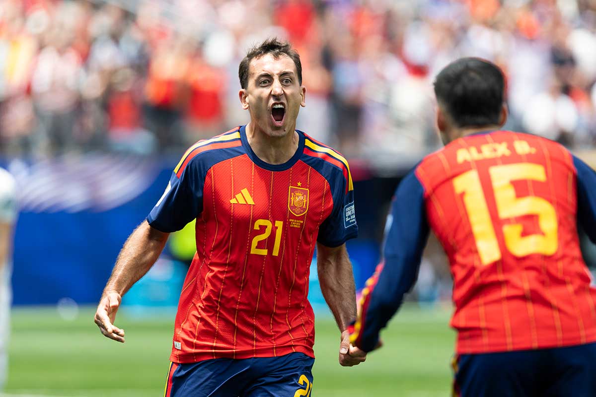 España pasa por encima de Austria y se mete en octavos del Mundial (3-0)