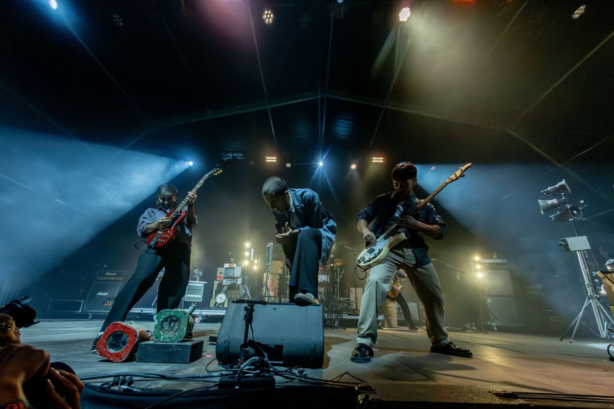 El grupo musical Arde Bogotá durante su actuación en el Mad Cool 2026, en el recinto Iberdrola Music, a 8 de julio de 2026, en Madrid (España). | Ricardo Rubio