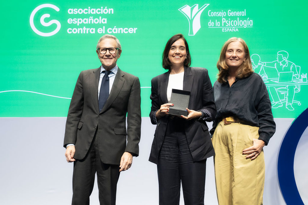 La Fundación DinoSol recibe el reconocimiento nacional que concede la AECC por su responsabilidad corporativa