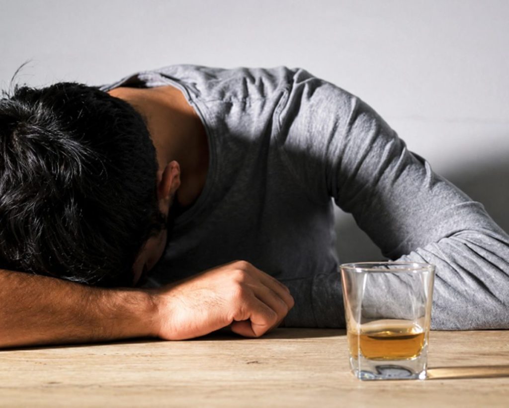 Tenerife’s Alcoholics Anonymous Network Highlights Path to Long-Term Sobriety