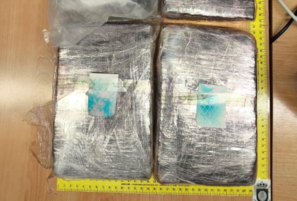 Parte de la droga incautada en el Puerto de Santa Cruz de Tenerife. | DA