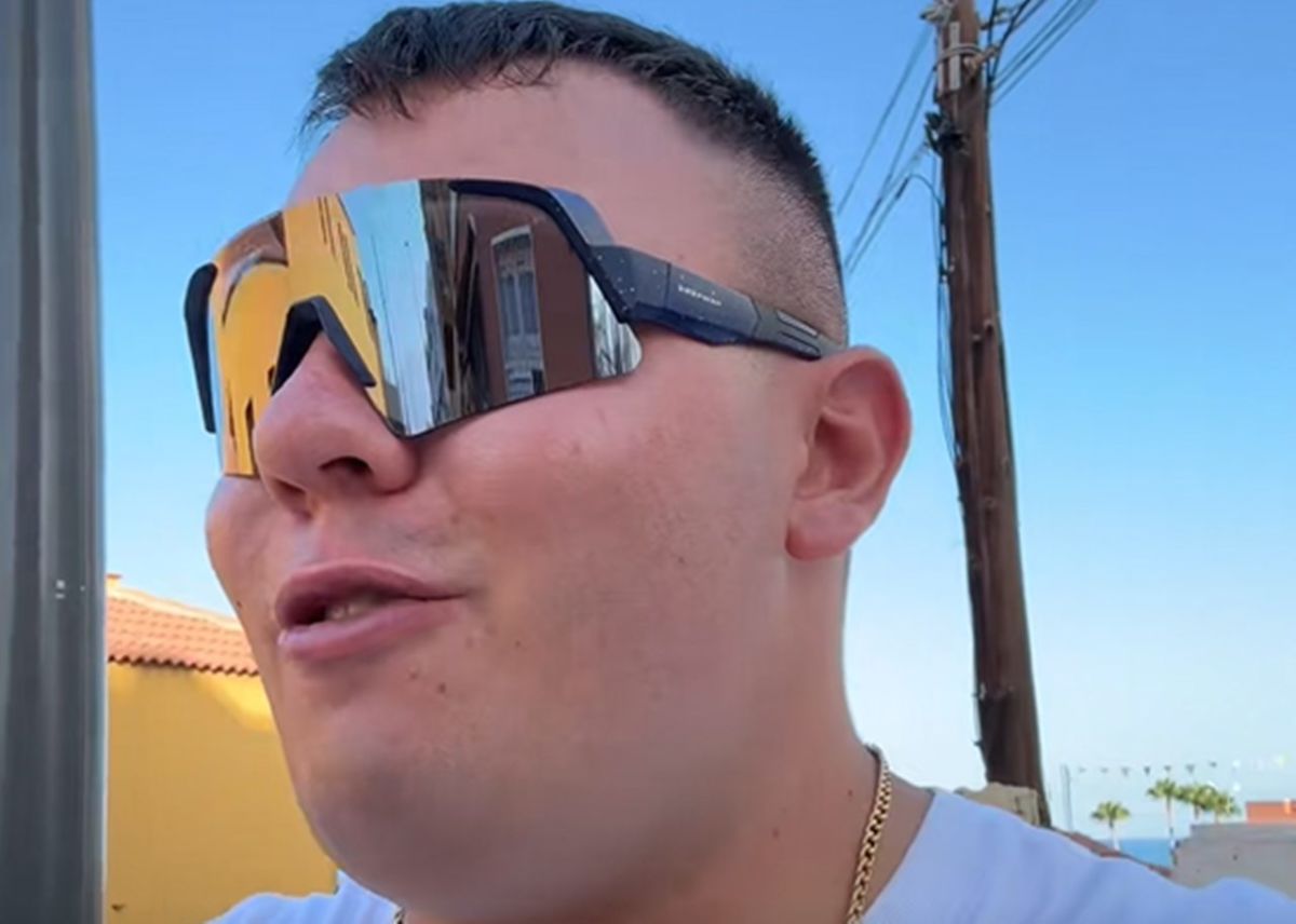 El protagonista es JR Music mientras narra lo sucedido con el chófer de la línea 111 de TITSA. | TikTok