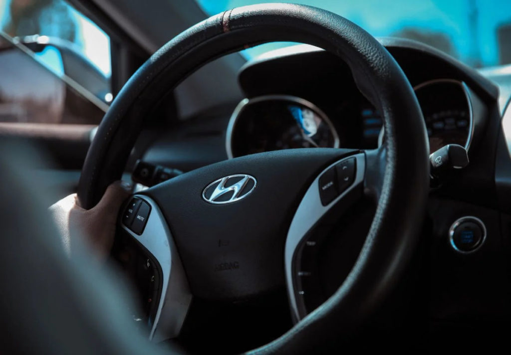 Atento si te llega un mensaje de Hyundai: detectan un problema que afectaría al sistema de frenado