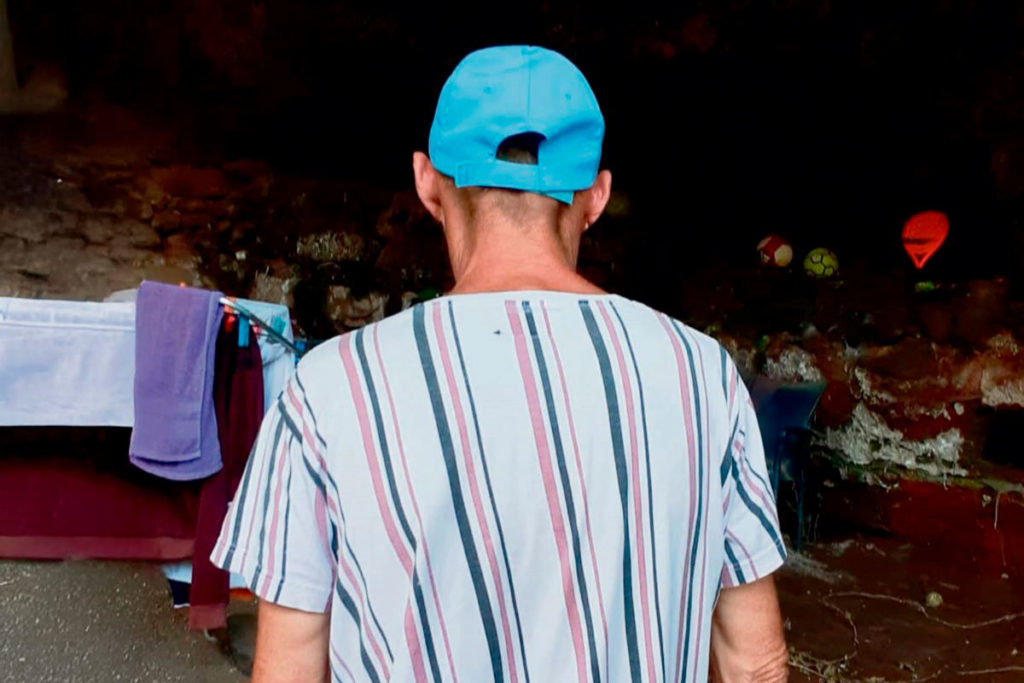 Bureaucratic Delays Threaten Recovery for Formerly Homeless Residents in Tenerife