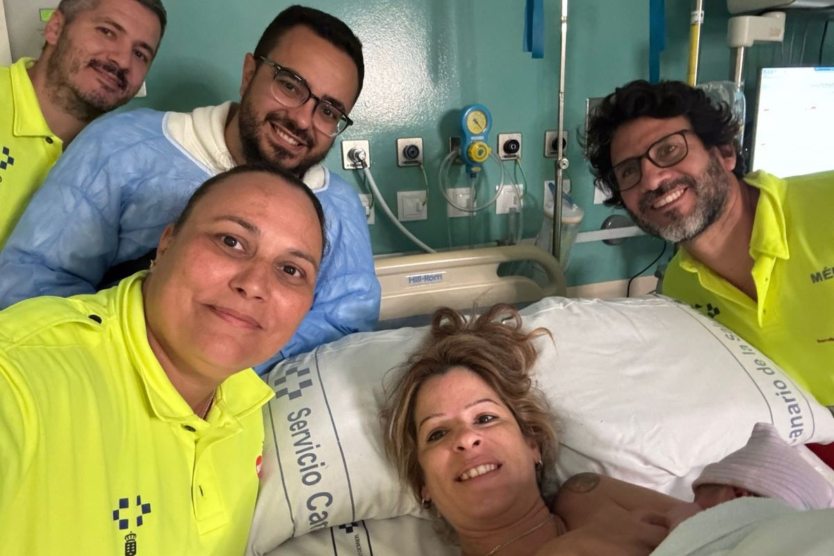La pequeña Carmen no esperó al hospital: nace de madrugada en una gasolinera de Gran Canaria