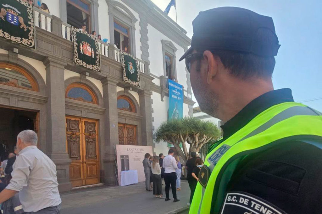 La Policía Local de Santa Cruz de Tenerife suspende los servicios extraordinarios y pone en riesgo los eventos públicos