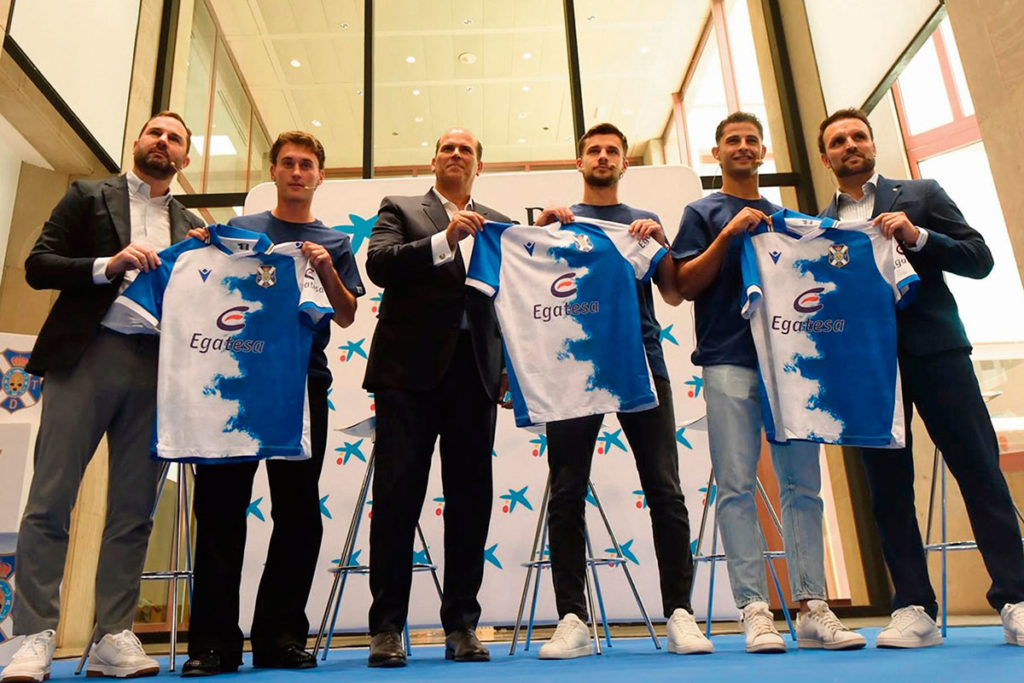 Manu Guill anuncia que el Tenerife hará “dos o tres fichajes más”