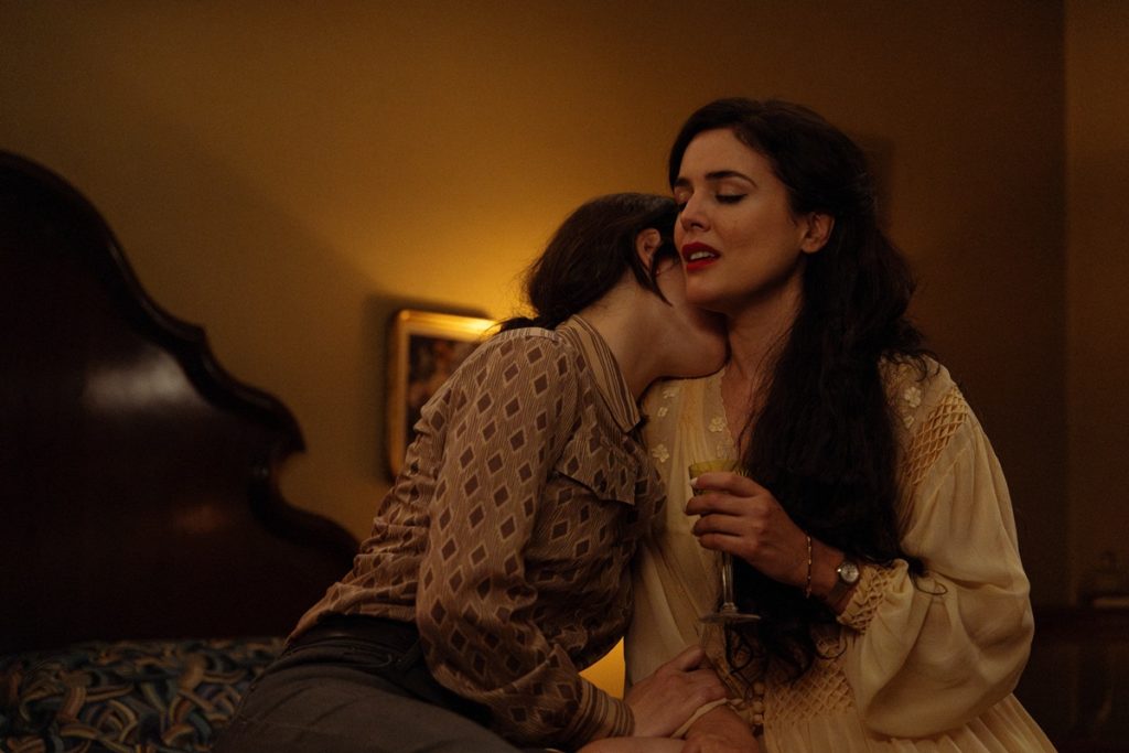 Adriana Ugarte es Pinito del Oro en Tal vez, ópera prima de la grancanaria Arima León.