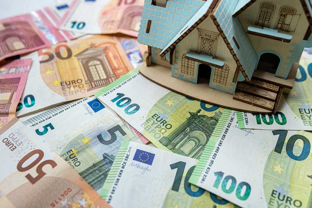 Vivienda, casa, dinero, euros