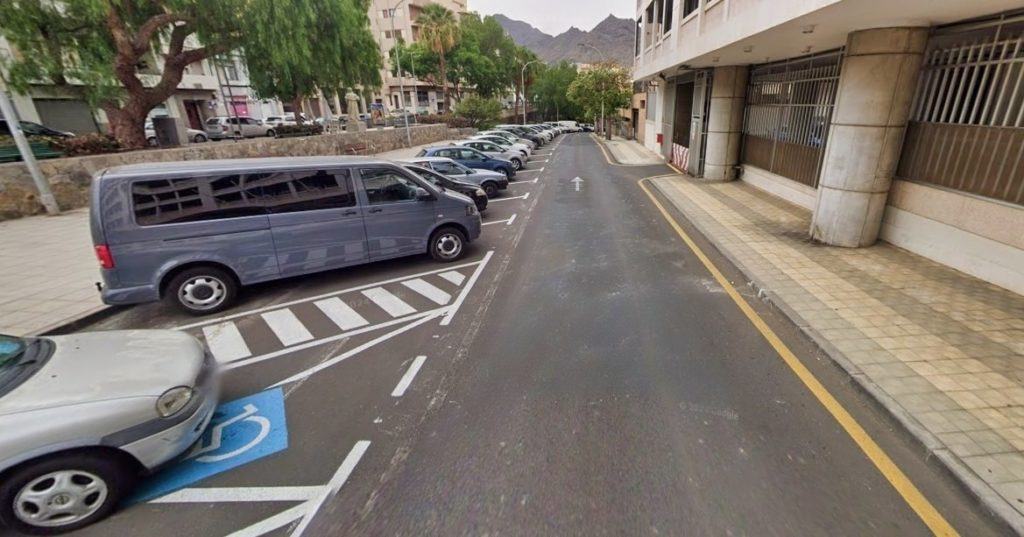 Santa Cruz de Tenerife reasfaltará la calle República de Honduras con cortes de tráfico y desvíos de guaguas